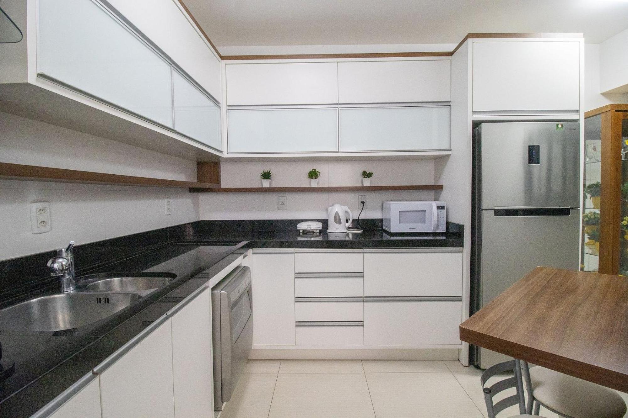 Апартаменты Bk81 - 3 Dorm, Climatizado, 2 Garagens, Wi-Fi Балнеариу-Камбориу Экстерьер фото